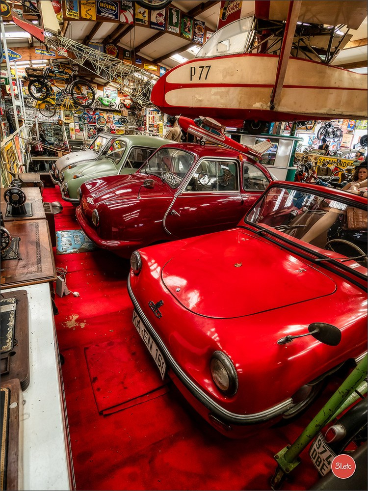 Удивительное место - частный музей старинного хлама - Fahrzeugmuseum. Photographe à Strasbourg | Portraits, Studio, Enfants, Événements