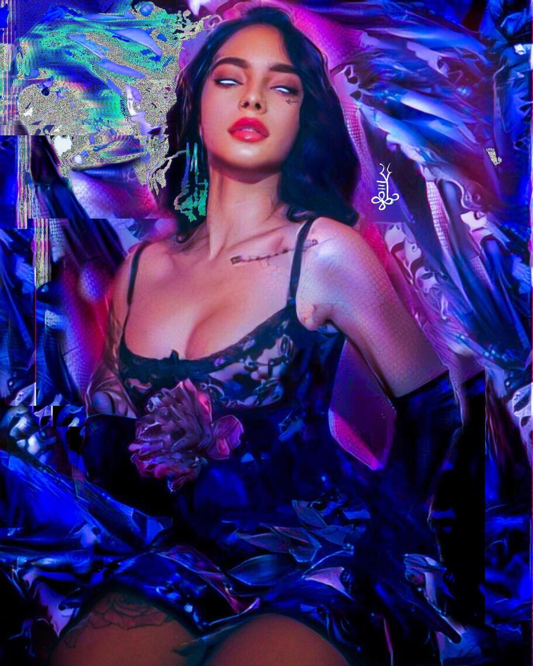 @_julixoxo Glitch Art by Ke'Ondris