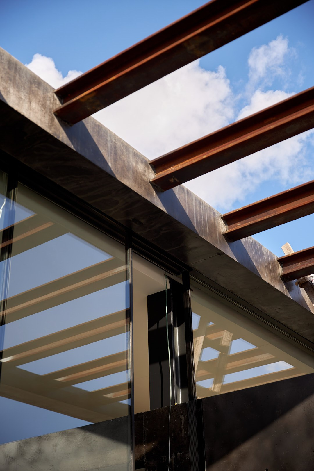 APEX & CREATIV PEOPLE. צילום ווידאו לעיצוב פנים ואדריכלות