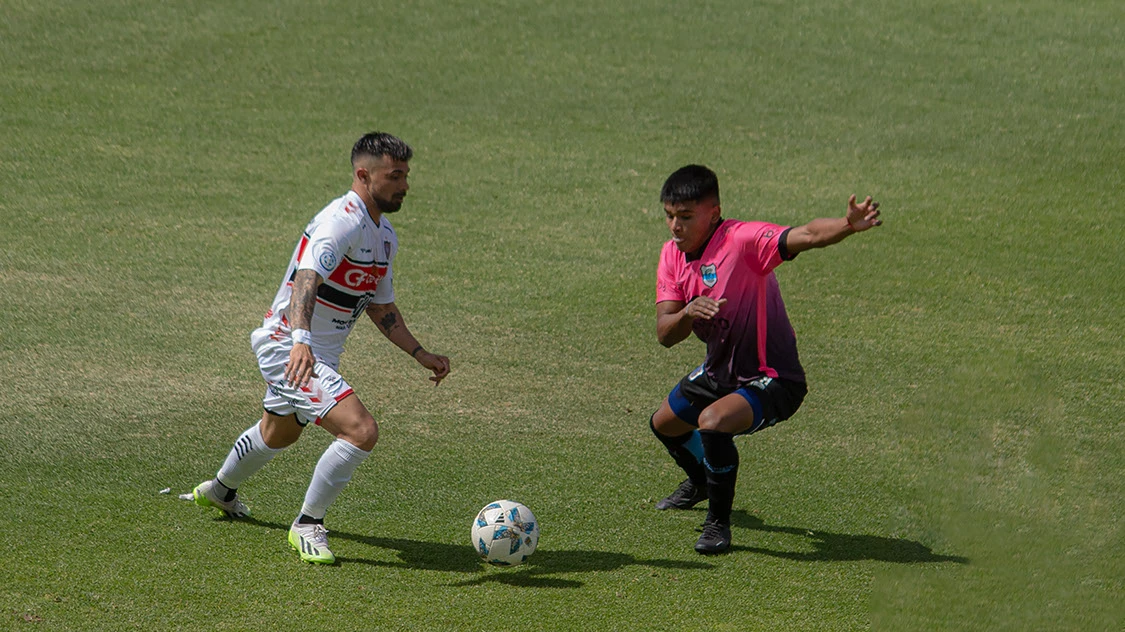 FOTOGRAFIA DEPORTIVA en Gimnasia de Jujuy vs Chacarita. Cuarta Pared