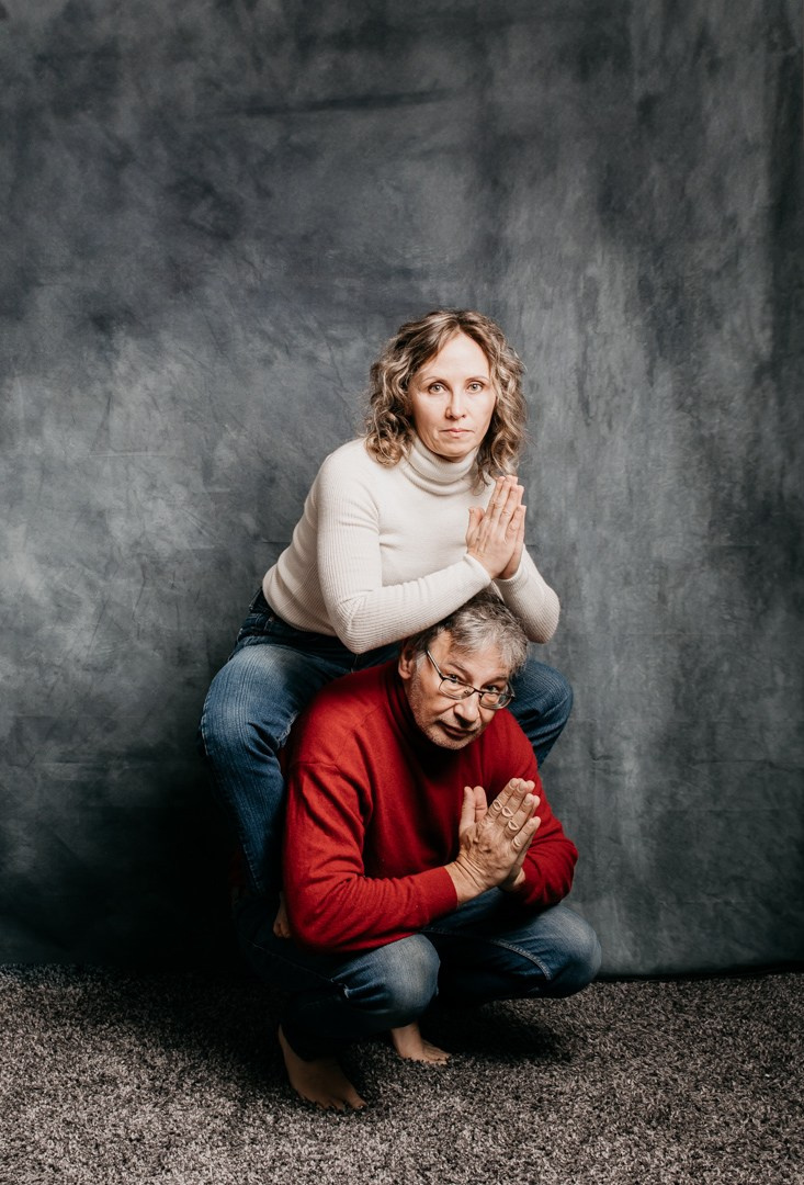 PHOTOGRAPHER JENNY IN CALGARY. I am a portrait and family photographer Jenny in Calgary