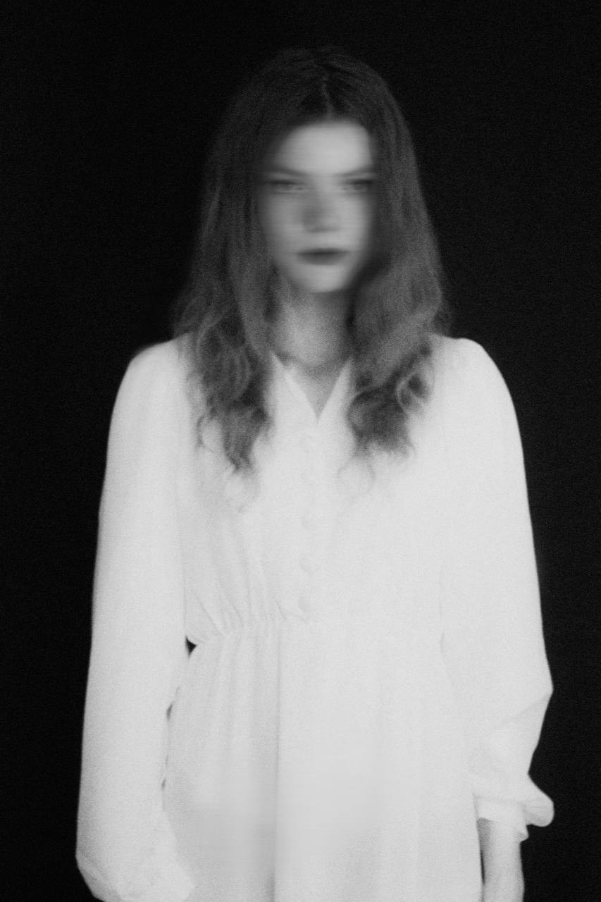 Self Portraits. Yana — Cinematic Photoshoots in Minsk