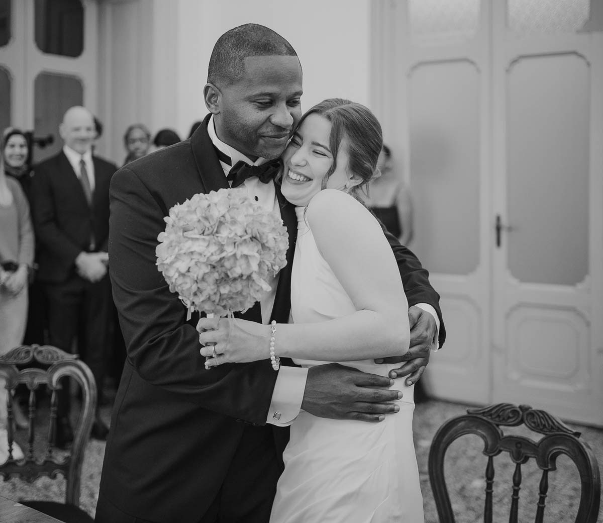 Anastasia e Ronald matrimonio presso il Caffé Pedrocchi Italia. Lorenzo Mazzega Wedding | Fotografo Matrimonio Milano | Reportage