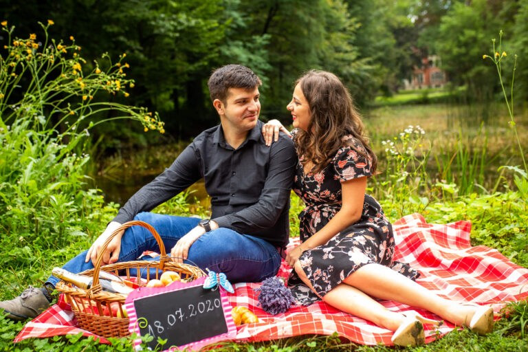 Save the date Adelina & Cristi. Alex Pricope — Fotograf de familie & evenimente in Onești & Bacău