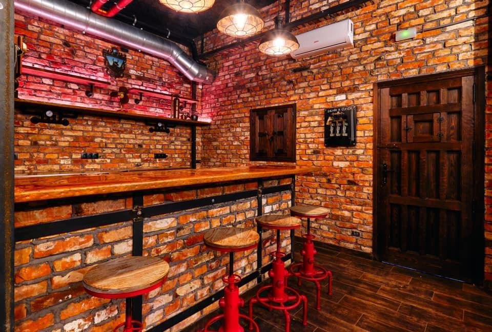 Cervecería Tres Gatos | FOTKAI, Торревьеха