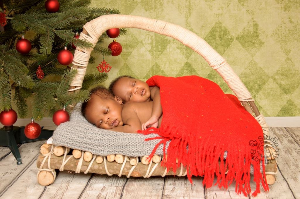 Christmas and New Year photos in Nairobi and Mombasa. Newborn, Baby, Maternity and Family Photographer Nairobi Mombasa Kenya