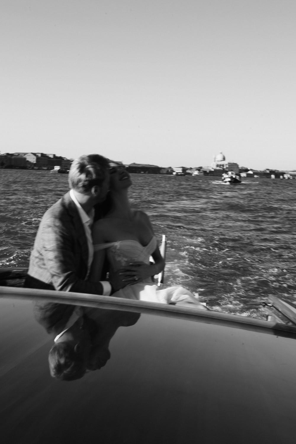 Wedding Photoshoot in Venice'sept 23. Lake Como Wedding Photographer | Elegant & Timeless Photography in Italy