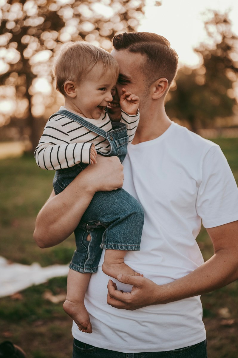 Aleksandra, Filip, Lion i Luka / PORODICNOFOTOGRAFISANJE napolju. Deciji i porodicni fotograf u Beogradu Oksana Skendzic