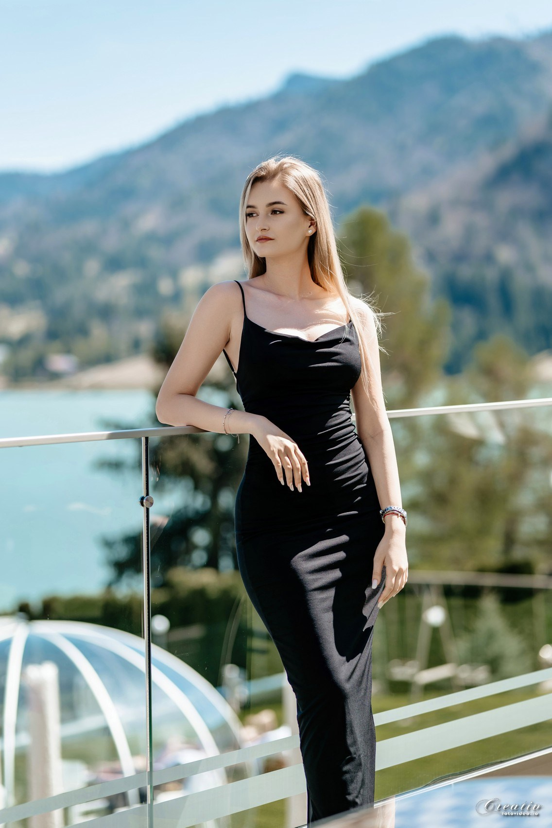 Oferta albume absolvenți 2026. Fotograf nuntă Bistrița | fotograf botez | Creativ Foto Video | Vasile Mizgan