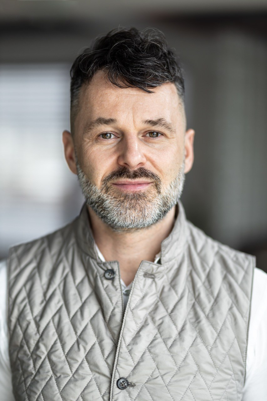 Dana Lišková - Portrétní a brandová fotografka Praha - Byznys portrét Praha - Brandové foto praha - Byznys portrét Praha