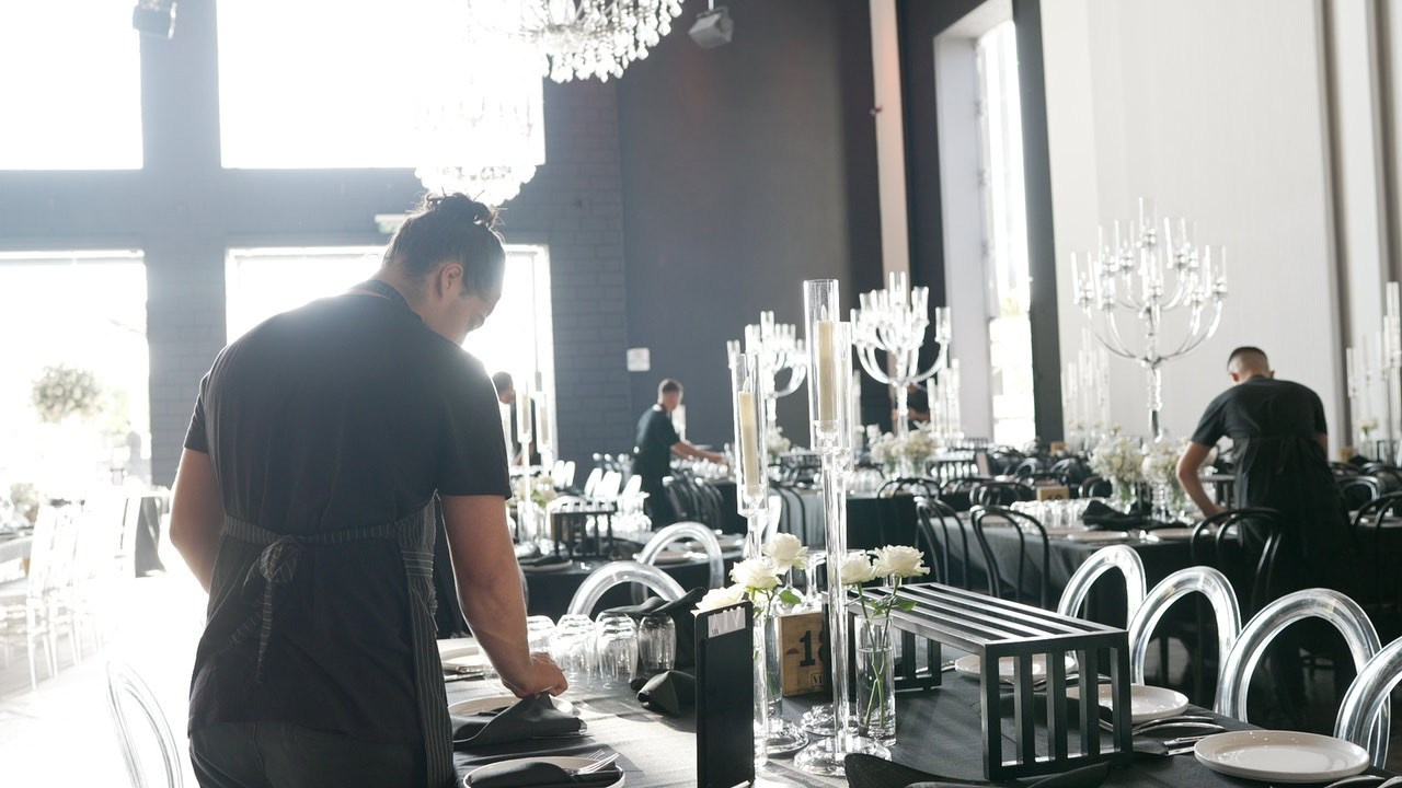 VIA / BASICO. Wedding and events photographers Studio Shalom