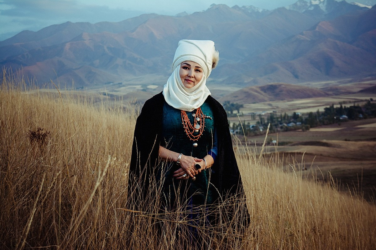 Необычная фотосессия в стиле этно. Фотограф в Бишкеке