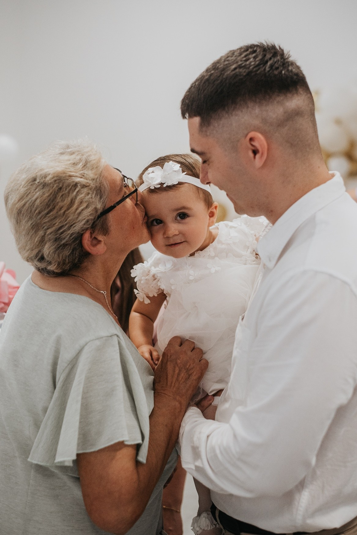 Chrzest Święty Hani. Dominika Strachacka Fotografia | Fotograf ślubny i rodzinny Opole Lubelskie Lublin