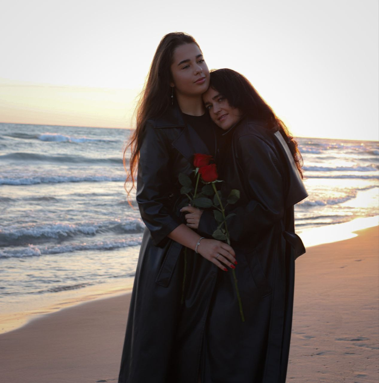 Mom with daughter. VALERIIA VIUNOVA individual shooting\love story\event\brand