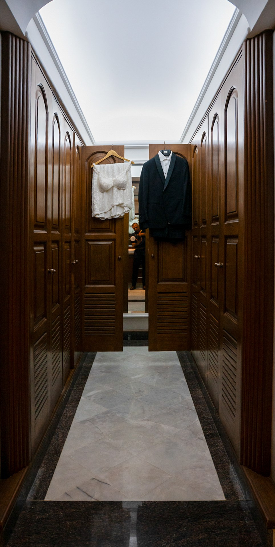 Rachi & Arjun. Elopement & Lifestyle Wedding Photographer