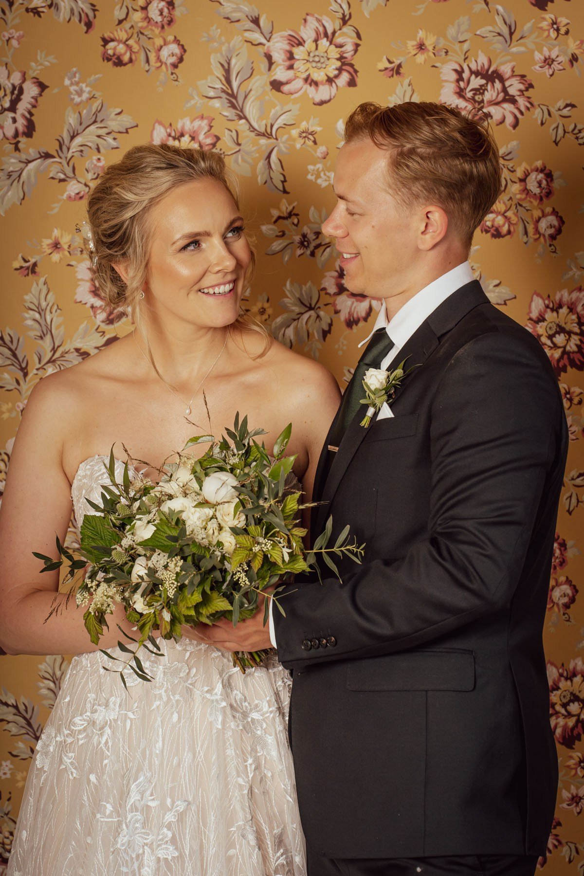 Nathalie & Mats. Fotograf Nadia | Bryllupsfotograf og videograf i Porsgrunn