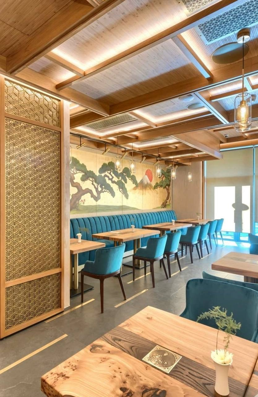 Okabe Restaurant. Interior Seasons