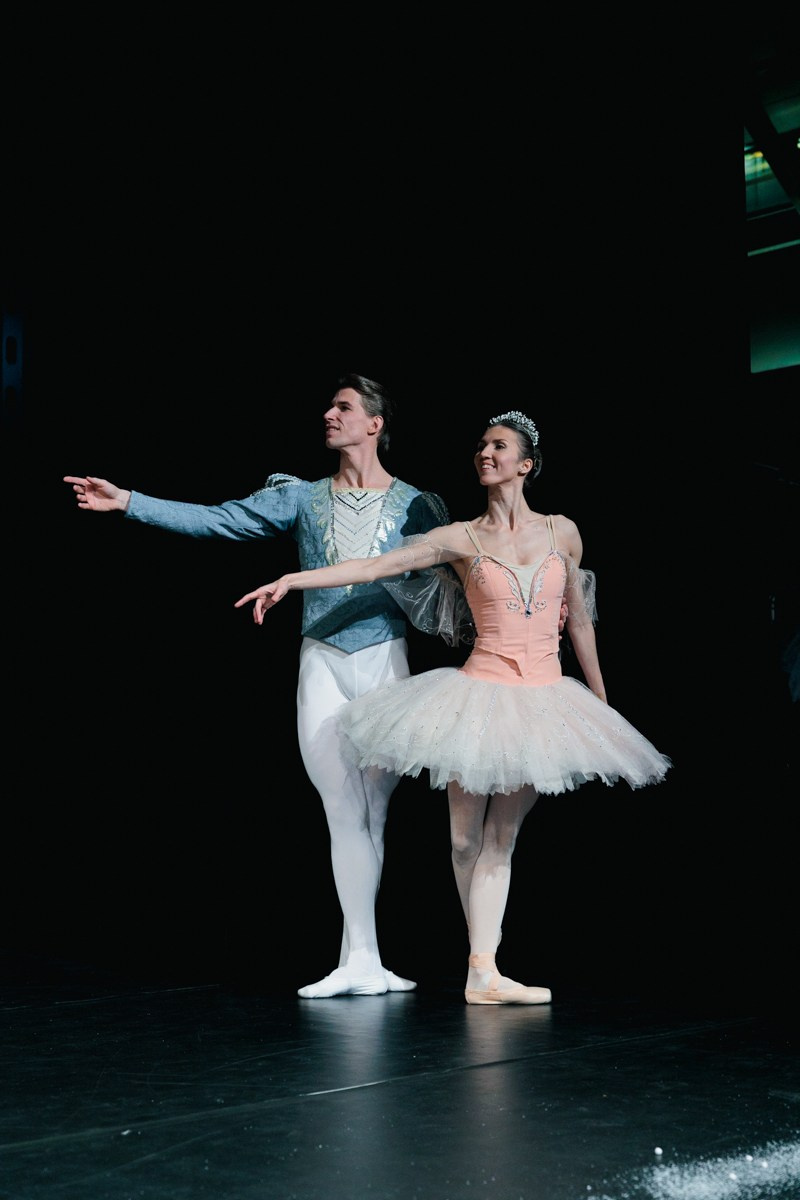 Commercial. Angélique Khaliman — Photographer in Graz