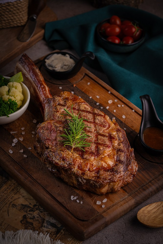 Discover the professional photo portfolio of Azerbaijan-based food and product photographer Suleymanli Suleyman. Explore high-quality food photography and product shoots created for advertising, menus, e-commerce, and brand promotion.