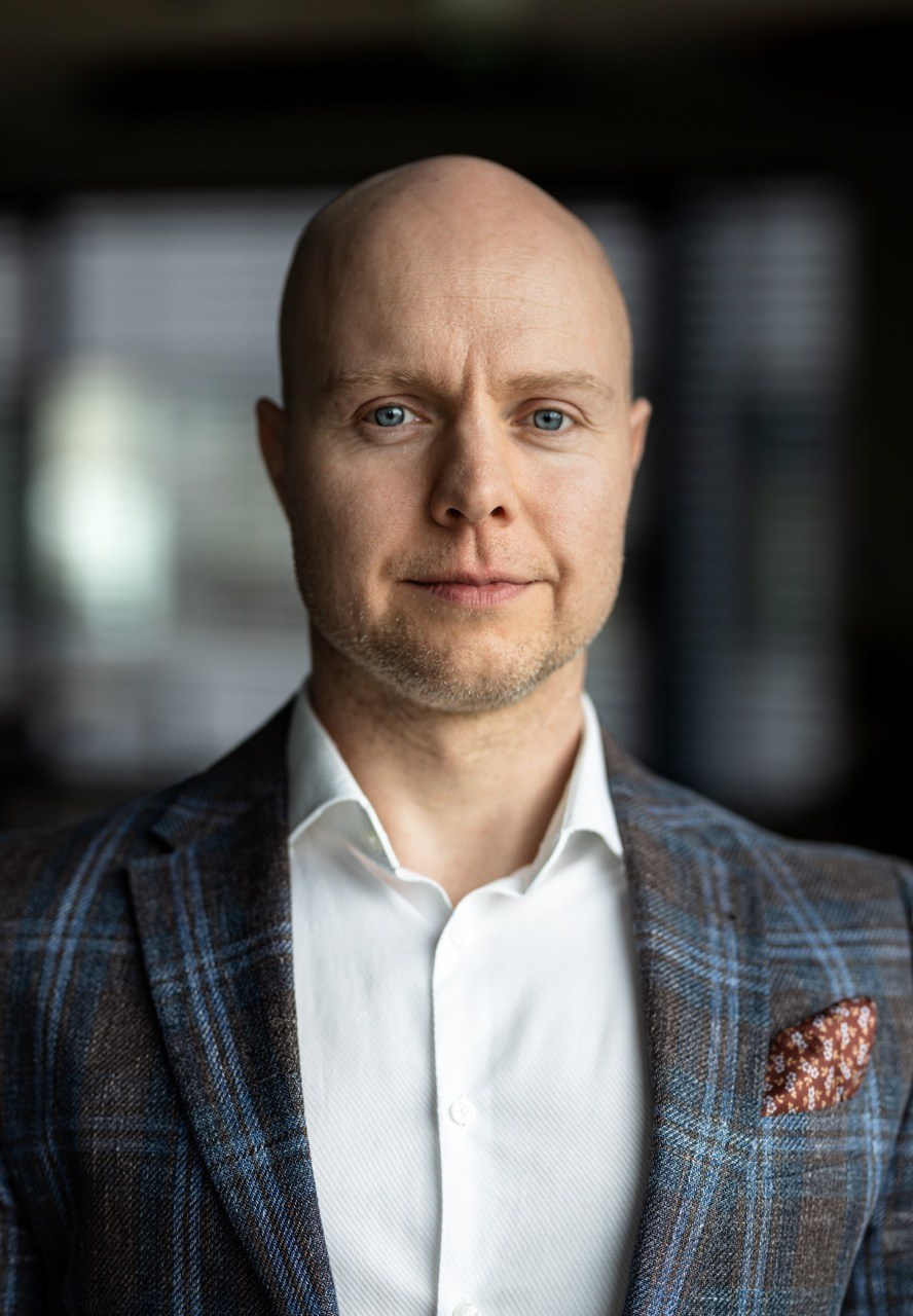 Dana Lišková - Business and Portrait photographer Prague - Brand Photographer Prague - Corporate portraits 