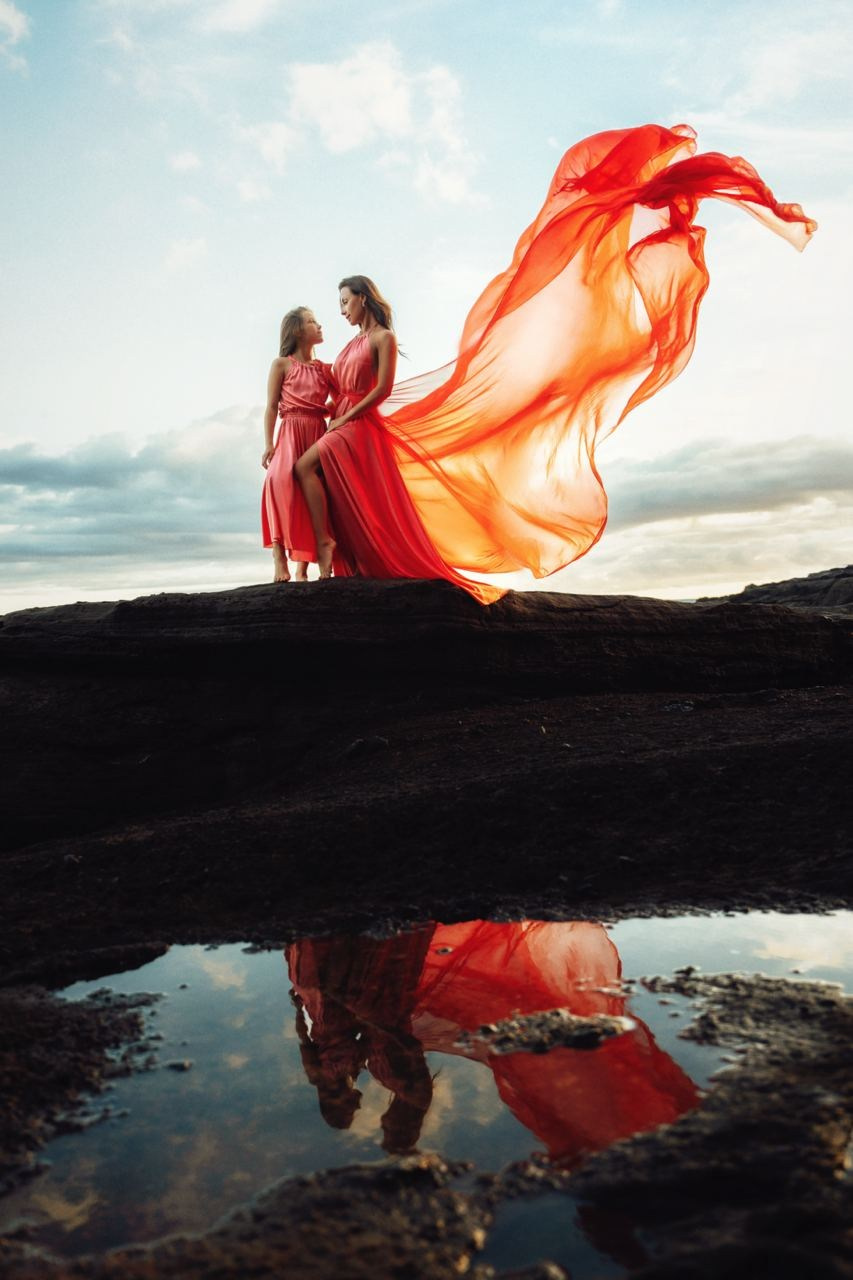 Sesión con vestido volador en Tenerife. Fotógrafa de familias, bodas, comuniones, newborn, premamá en Tenerife | Sesiones con vestidos voladores | Tania Bonnet
