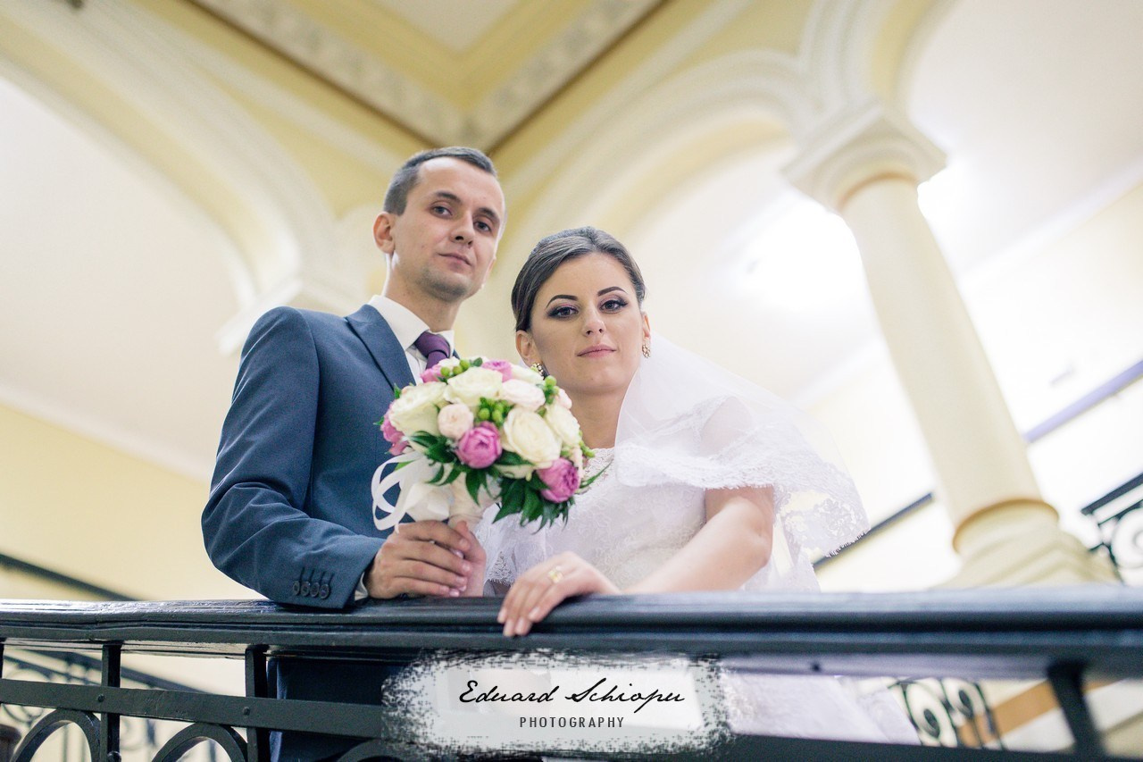 Laura si Bogdan by fotograf nunta Vaslui — Eduard Schiopu