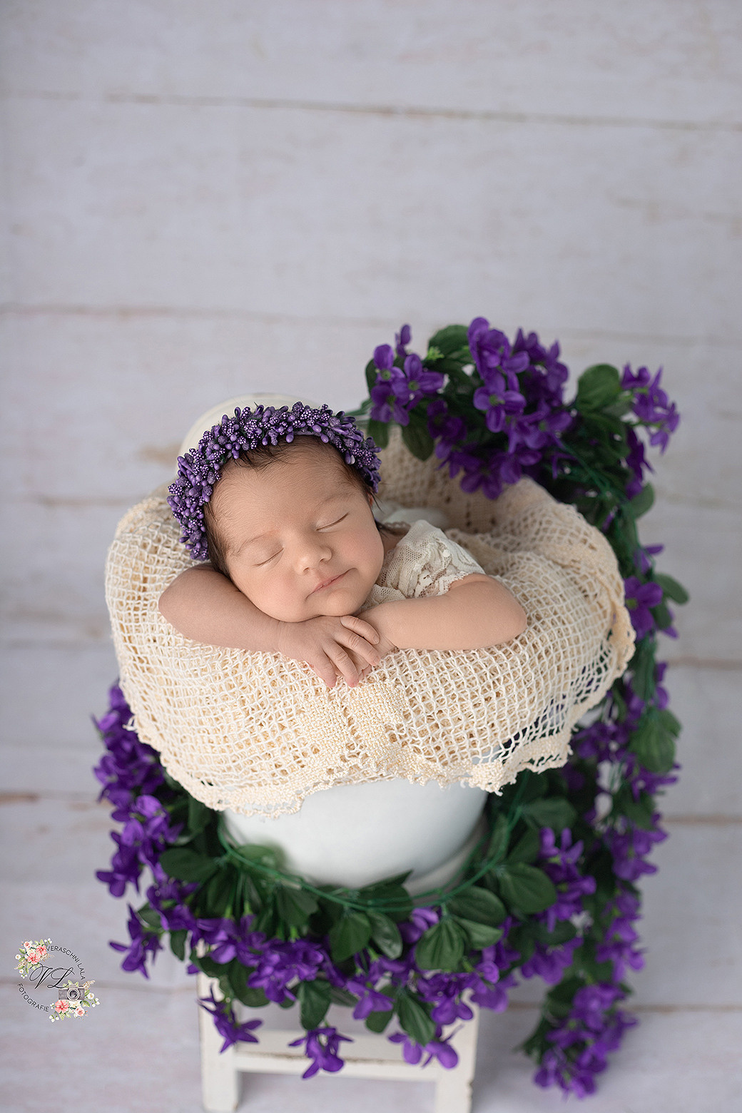 Newborn. Neugeboren und Babybauchfotoshooting in Cloppenburg