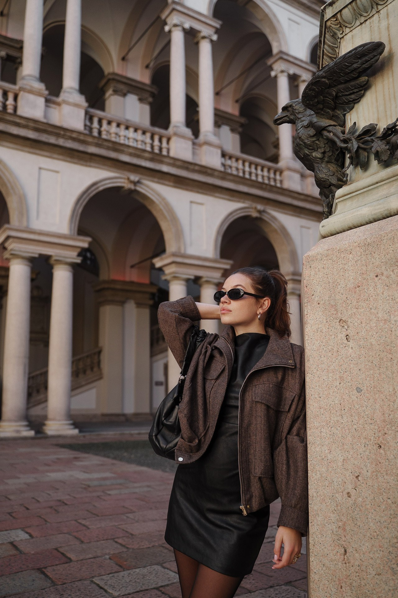 Personal photoshoot in Milan with elegant architecture and natural light