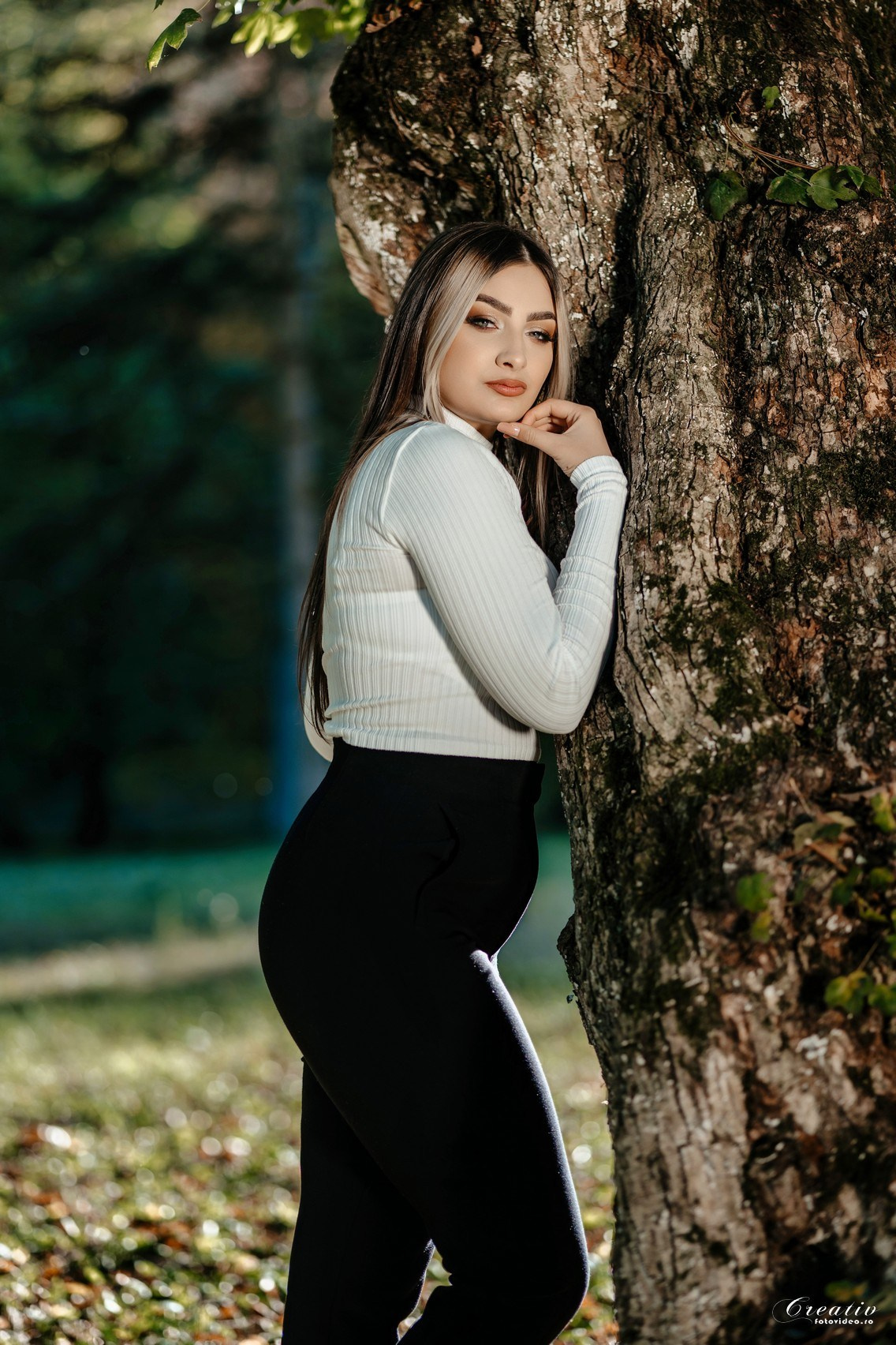 Oferta albume absolvenți 2026. Fotograf nuntă Bistrița | fotograf botez | Creativ Foto Video | Vasile Mizgan