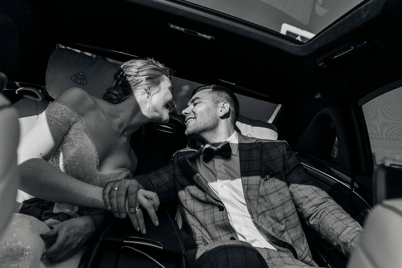 First kiss beautifully captured by a Hamilton wedding videographer.