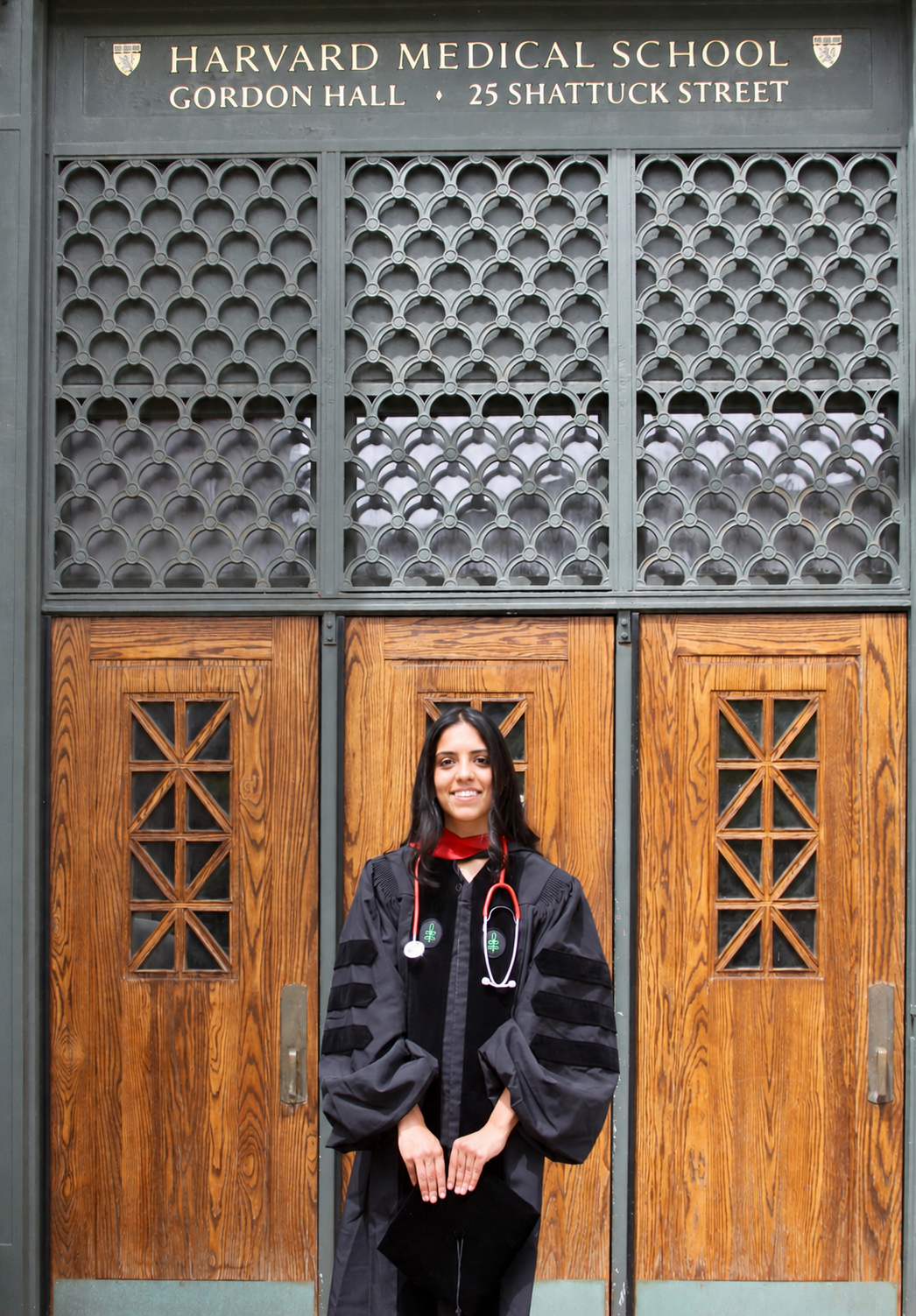 MD graduation with Ruhi. Kelly Sang, graduation and portrait photographer in Boston