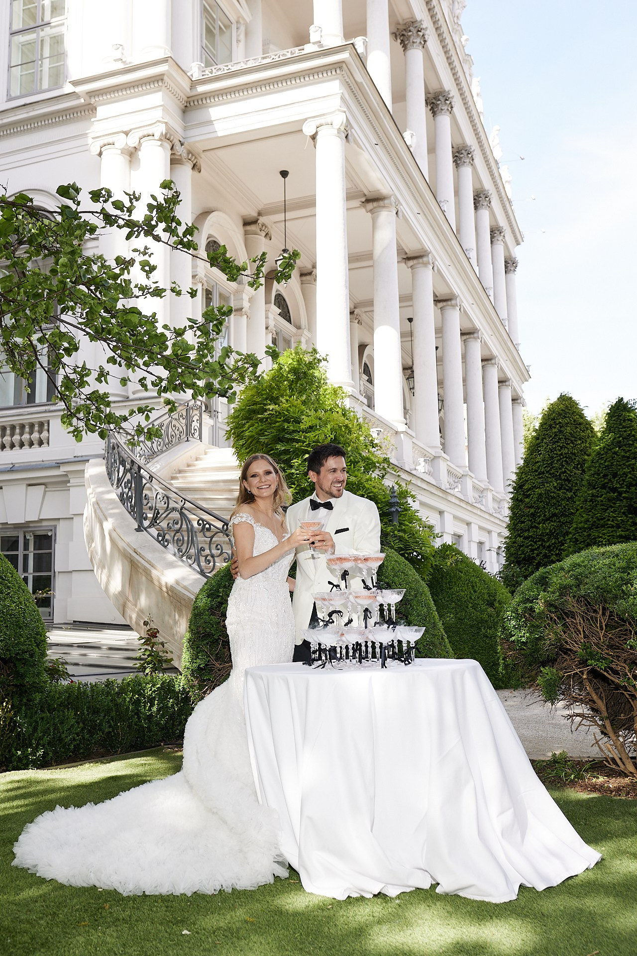 Austria. Switzerland-Austria-Croatia-Montenegro wedding photographer and videographer Yannia weddings