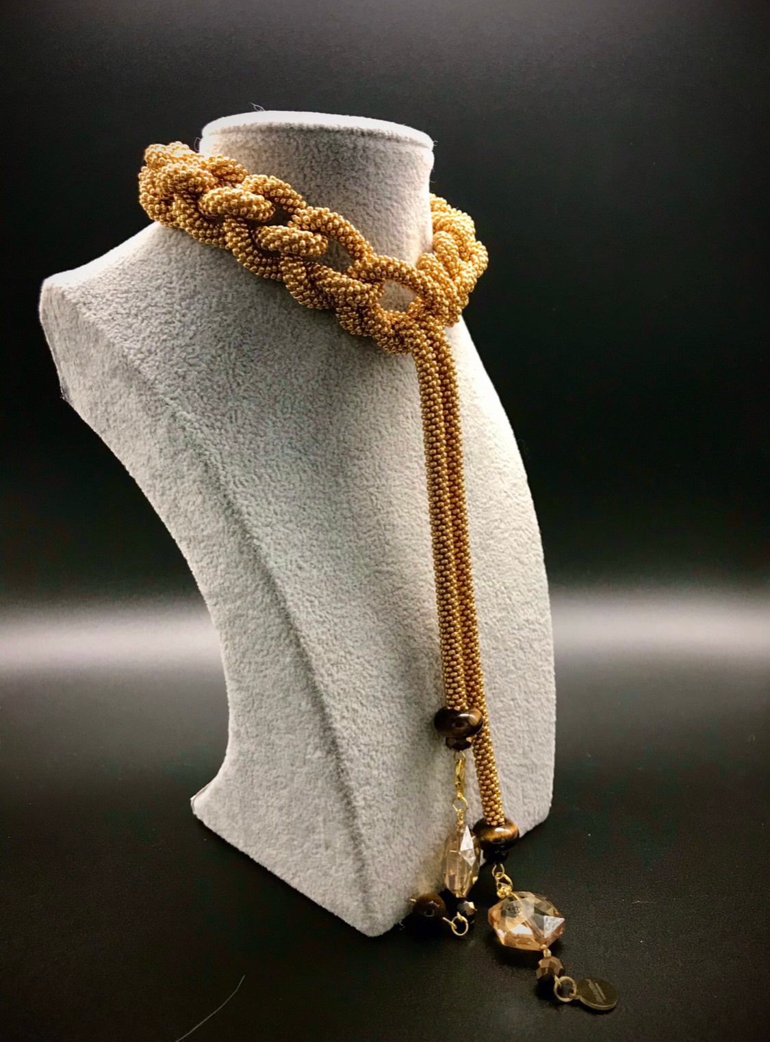 Bijoux pour cadeau. Милок и Кирок это позитивные и реальные персоны из Люксембурга, много