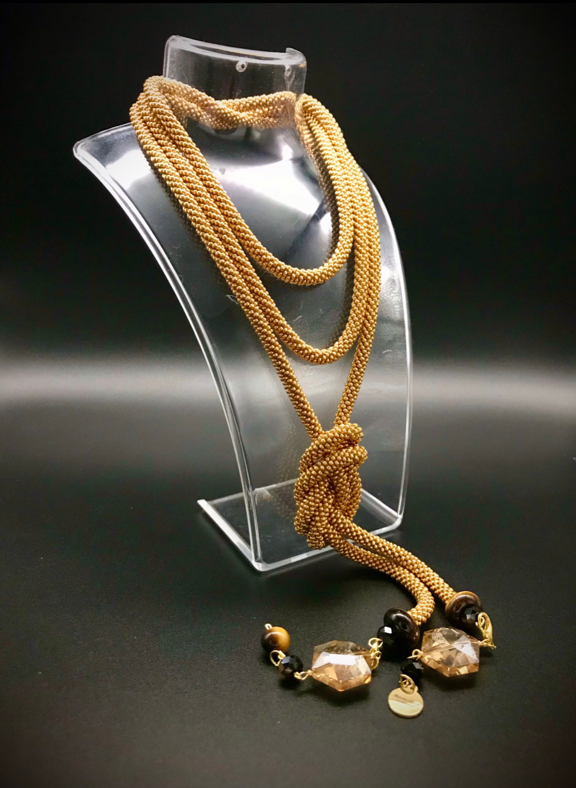 Bijoux pour cadeau. Милок и Кирок это позитивные и реальные персоны из Люксембурга, много