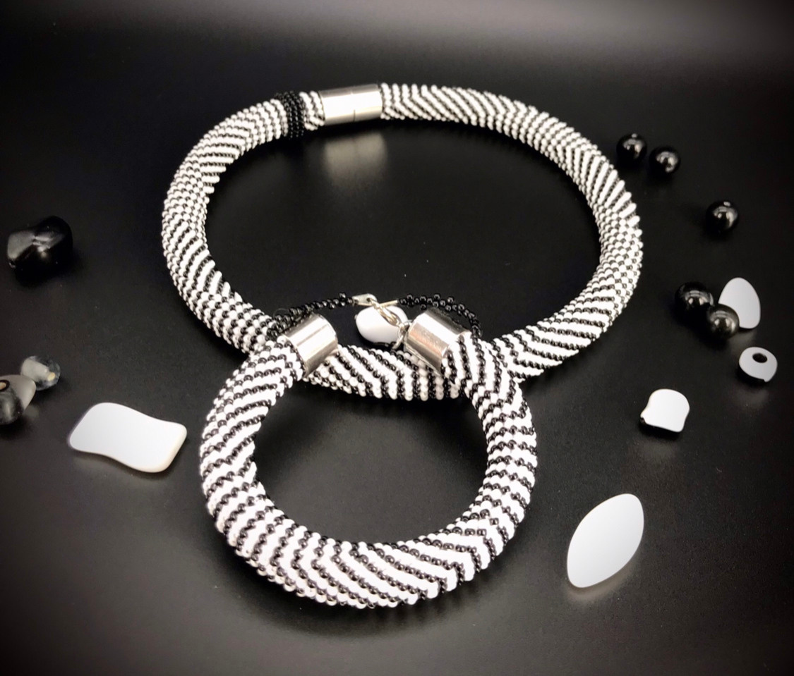 Bijoux pour cadeau. Милок и Кирок это позитивные и реальные персоны из Люксембурга, много