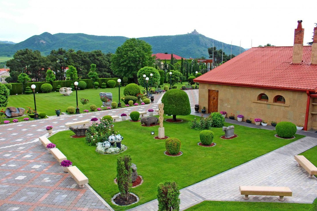 Окрестности Тбилиси. Главная