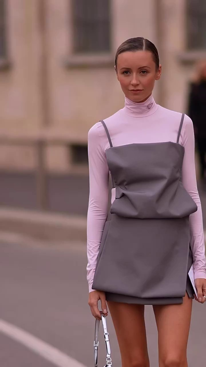 Nataly Osmar. Julia Di |Fashion streetstyle photographer|videomaker in Milan & Paris