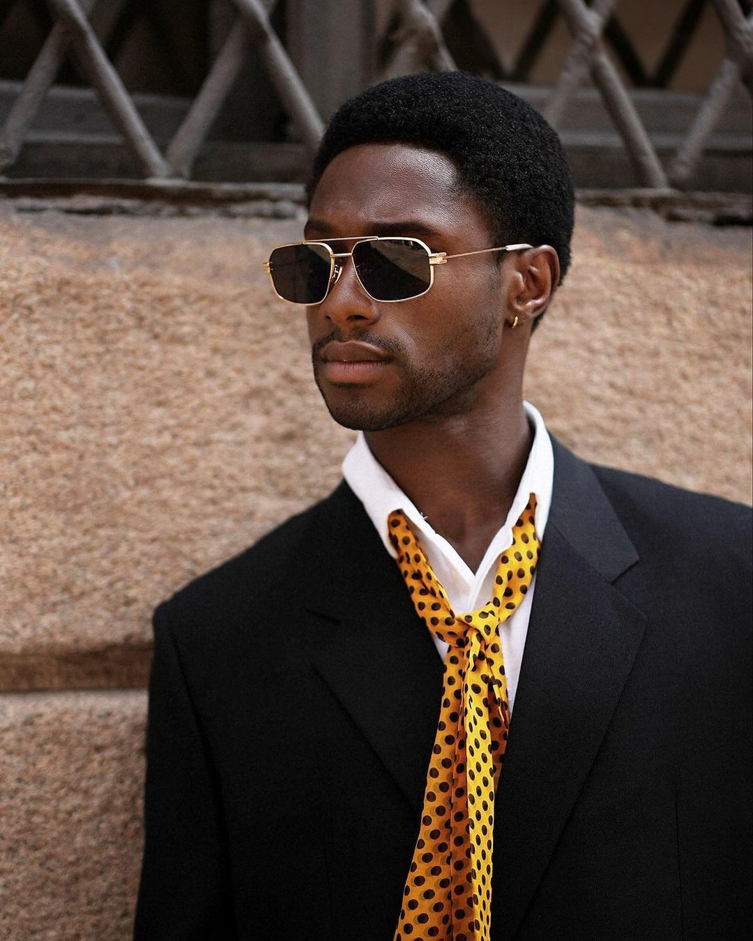 Sadiqdesh. Julia Di |Fashion streetstyle photographer|videomaker in Milan & Paris