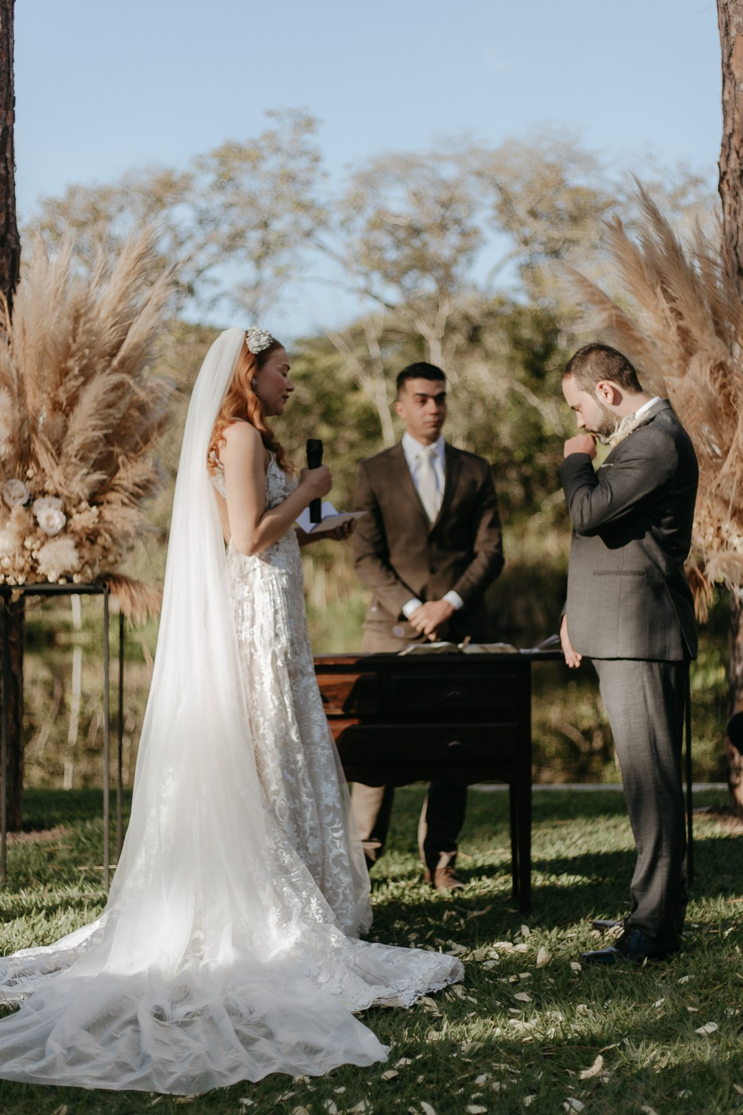 Vivian e Paulo. Edu e Josi Fotografia de Casamento em Belo Horizonte | Fotos Naturais