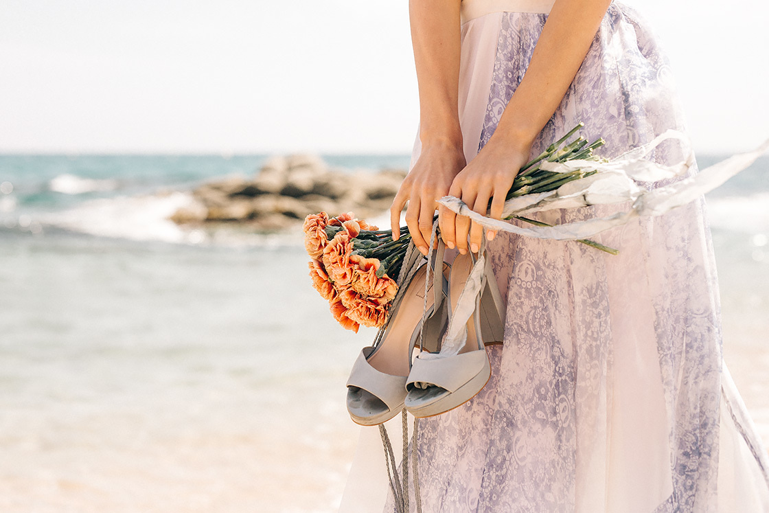 Свадебное лавстори на морском берегу. Свадебный фотограф в Риге Юрий Кор