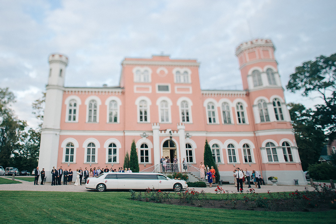 Фотосъемка свадебного венчания в церкви. Свадебный фотограф в Риге Юрий Кор