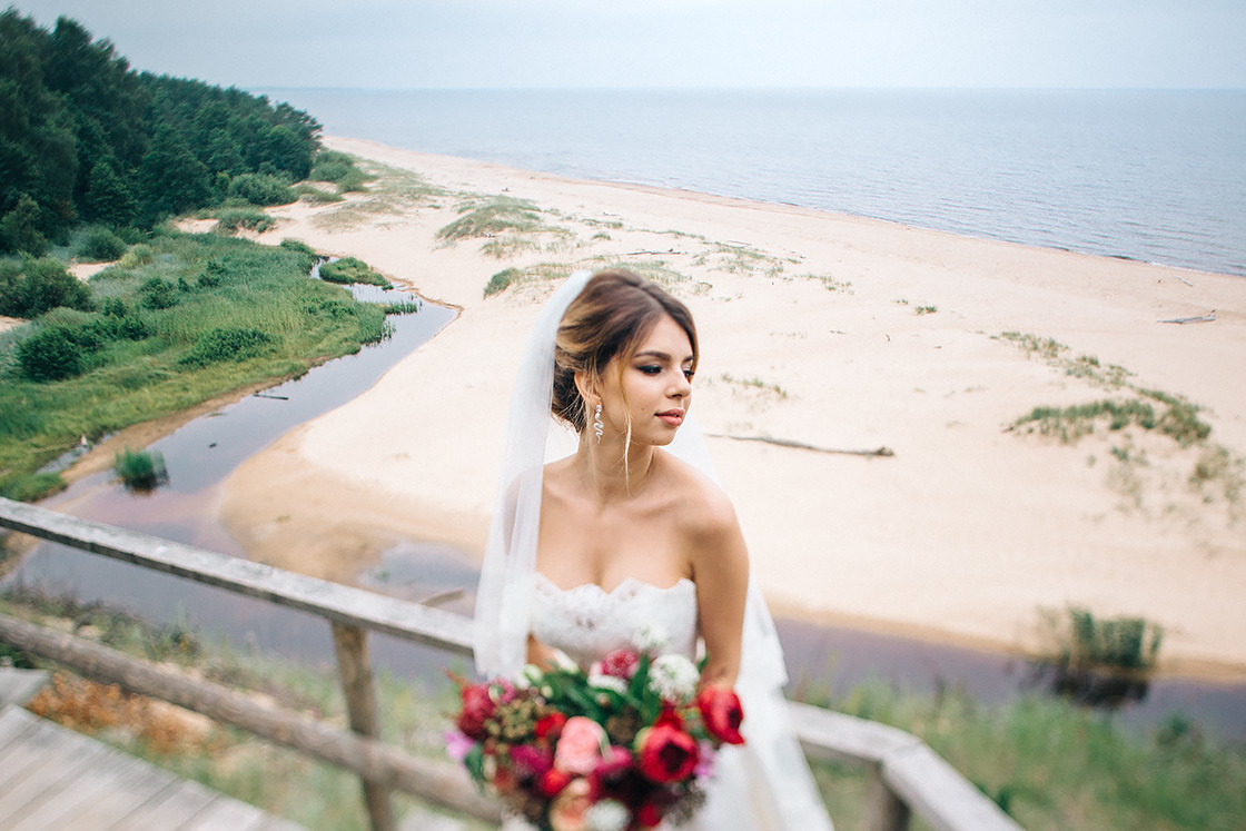 Kāzu fotografēšana Saulkrastos un Rīgā. Kāzu fotogrāfs Rīgā Yury Kor