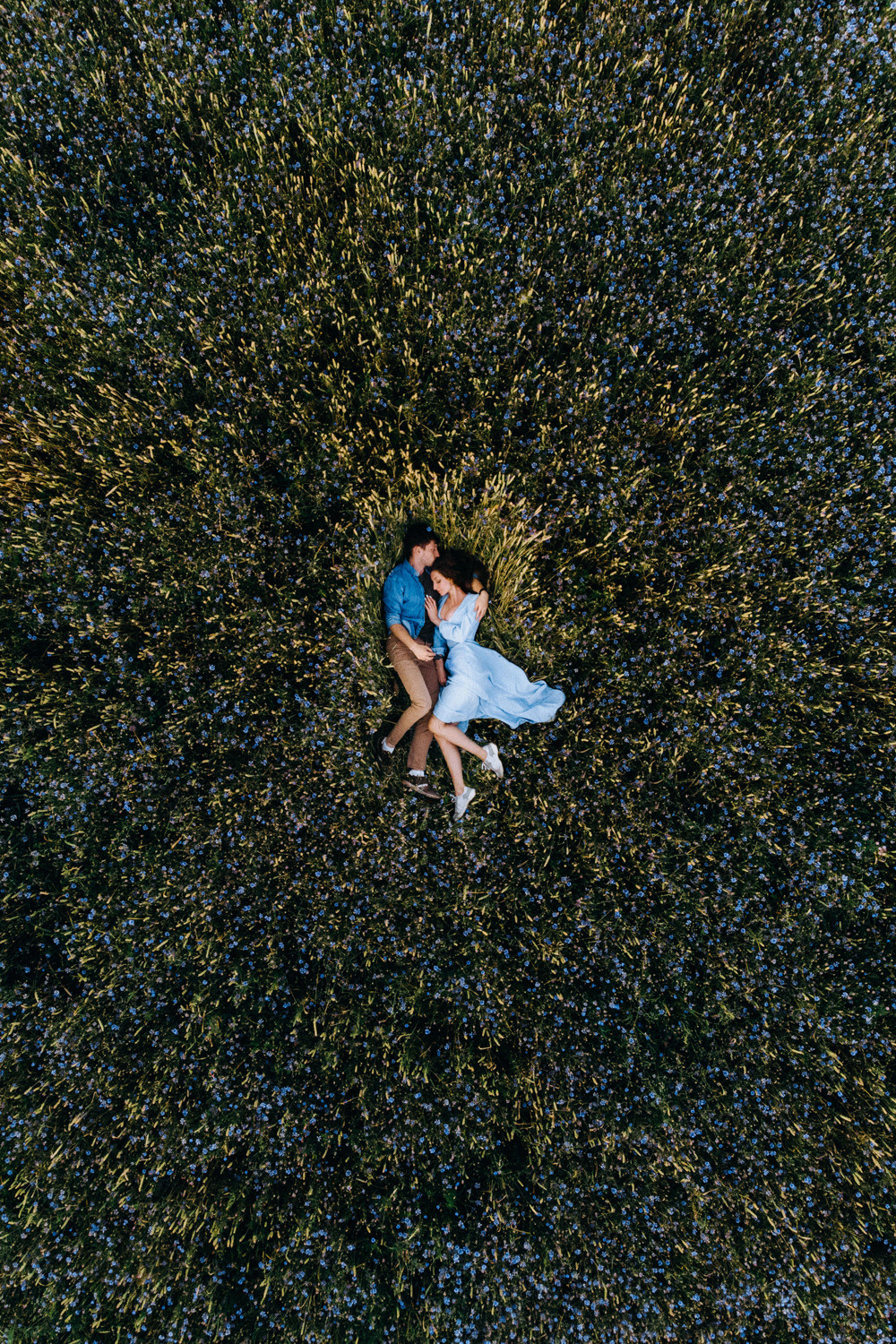 About Georgy Shishkin | Wedding & Elopement Photographer in Portland, Seattle, Bend & Oregon Coast. Capturing Love in the Heart of the Pacific Northwes