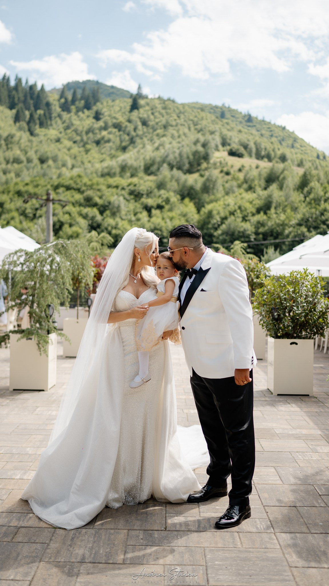 Claudia & Mircea. Andrei Stanea