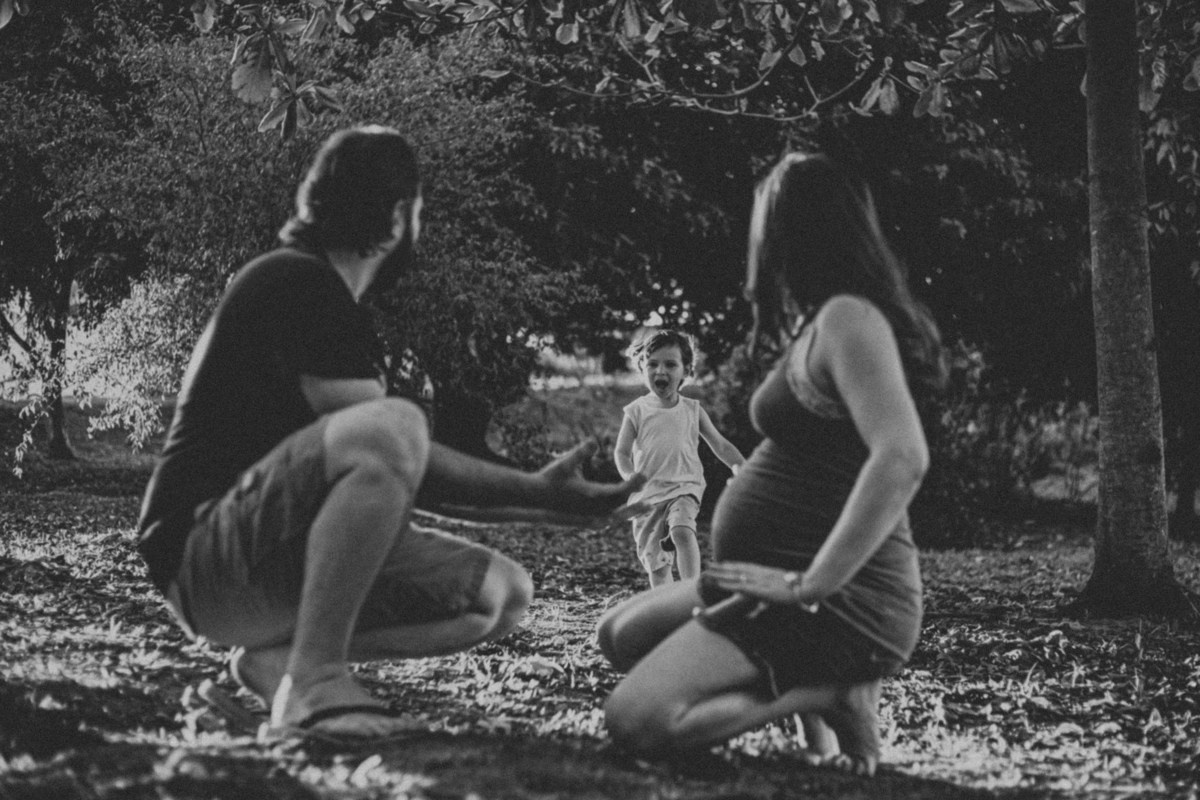 Luana, Victor e Theo a espera de Luísa. Fotógrafa de Eventos em São Paulo e Sorocaba Kika Damasceno