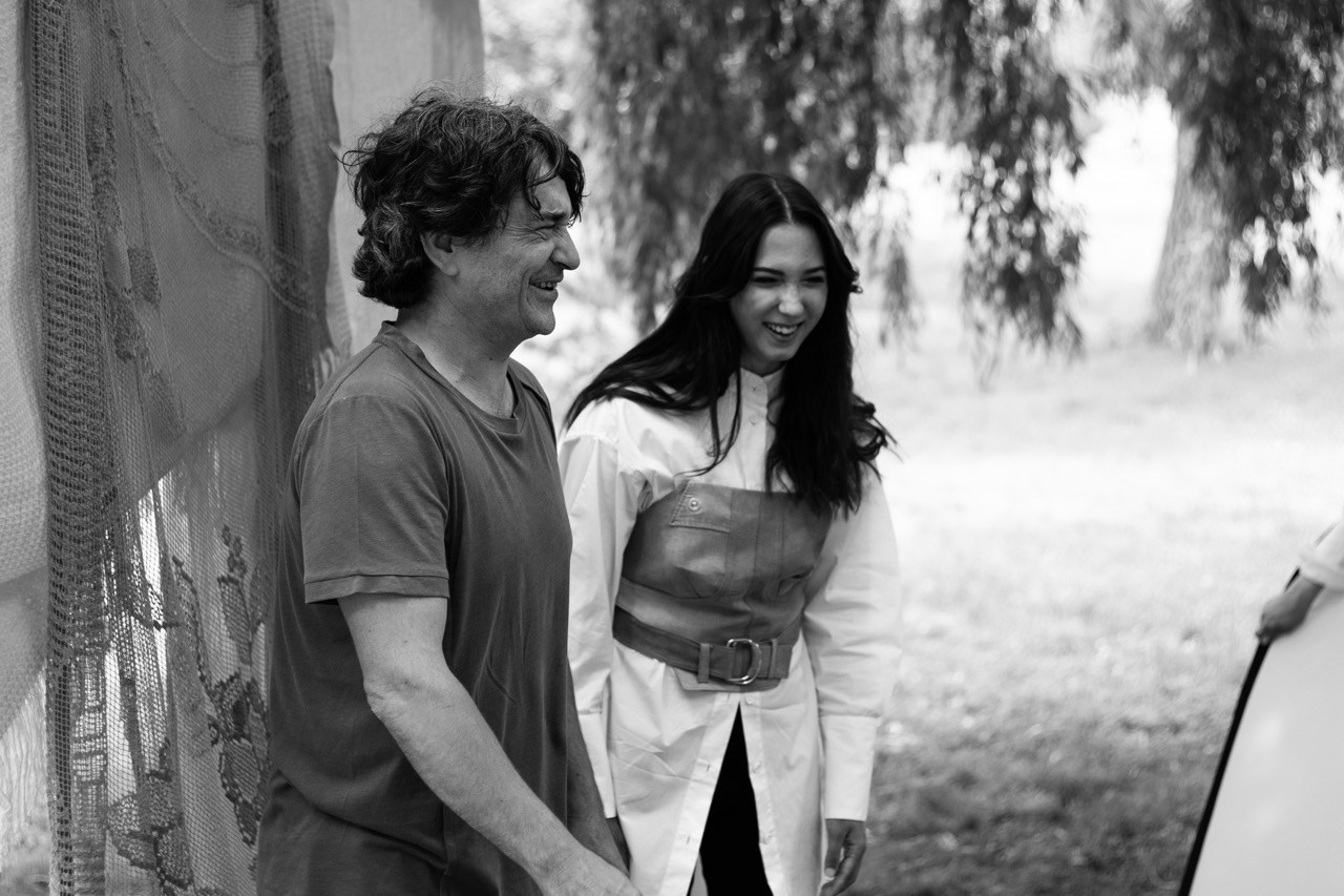 Backstage fotografie. Dana Lišková — Empatická fotografka | Introspektivní umělkyně | Neurodivergentní koučka| Zakladatelka Artepy.cz