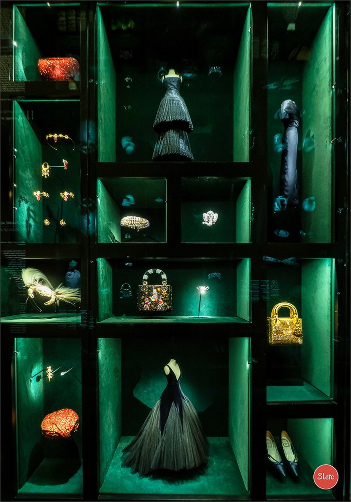 Musée Dior à Paris. Photographe à Strasbourg | Portraits, Studio, Enfants, Événements