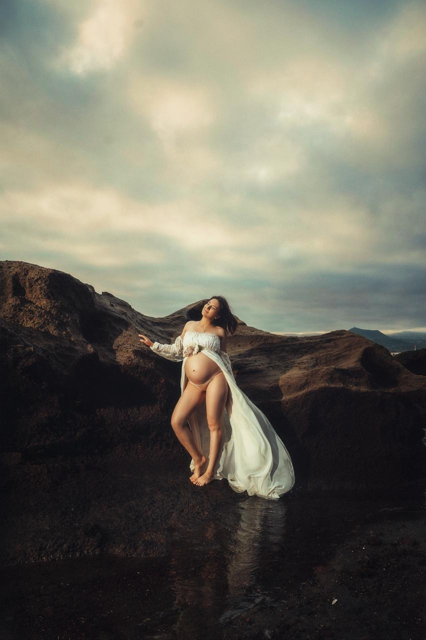 Vestido blanco #4 20+20€. Tania Bonnet | Fotógrafa en Tenerife | Flying Dress & Family Photographer