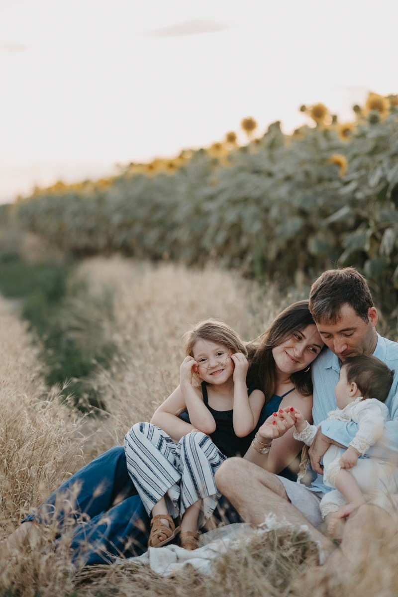 Jelena Milos Dunja i Mila / porodicno fotografisanje. Deciji i porodicni fotograf u Beogradu Oksana Skendzic