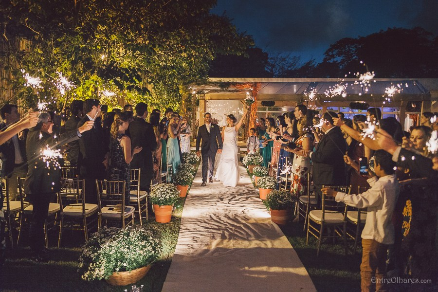 Casamento de Márcia e Marcos na Casa de Chá em Aldeia Pernambuco. Casamento ao ar livre. EntreOlhares Fotografia e Filmagem de Casamentos em Recife/PE e João Pessoa/PB — Momentos únicos eternizados com sensibilidade